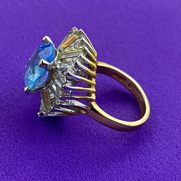 💛 Vintage 18k HGE Topaz Blue & White Gemstone Ring - Picture 6 of 9